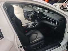 Toyota Camry 2021 2.5G Luxury - ფოტო 10