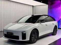 Li Auto i6 2025 Two-Wheel Drive Standard - ფოტო 1