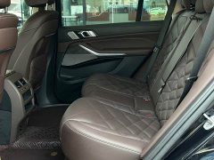 BMW X5 2022 xDrive 30Li Luxury M Sport Package - ფოტო 8