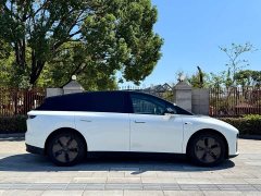 Li Auto i6 2025 Two-Wheel Drive Standard - ფოტო 3