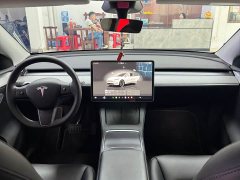 Tesla Model Y Rear-Wheel Drive - ფოტო 6
