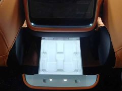 Xiaomi YU7 Four-Wheel Drive Max Edition - ფოტო 12