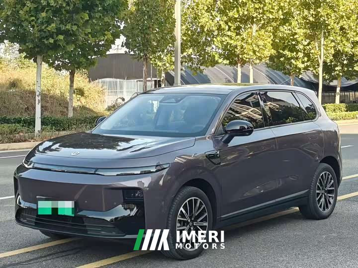 Leapmotor B10 510 Pleasure Edition - ავტომობილი ჩინეთიდან