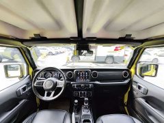 Jeep Wrangler PHEV 2022 Four-Door 2.0T 4xe Sahara High-Visibility Yellow Limited Edition - ფოტო 9