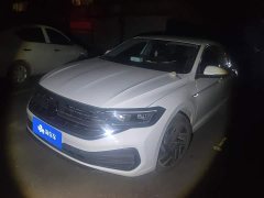 Volkswagen Jetta Facelift 300TSI DSG Excellence Edition - ფოტო 1