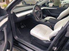 Tesla Model Y Standard Range RWD - ფოტო 12