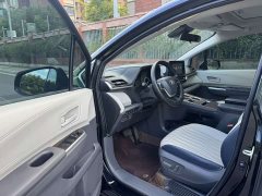 Toyota Sienna 2023 2.5L Hybrid Comfort Edition - ფოტო 4