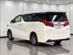 Toyota Alphard 2021 Hybrid 2.5L Premium Edition - ფოტო 4