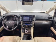 Toyota Alphard 2021 Hybrid 2.5L Premium Edition - ფოტო 9