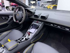 Lamborghini 2020 Lamborghini Huracán EVO RWD Spyder - ფოტო 18
