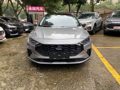 Ford Focus 2022 Sedan EcoBoost 180 Automatic Sport Edition - ფოტო 2