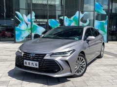 Toyota Avalon Hybrid 2.5L XLE Premium - ფოტო 1