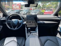 Toyota Avalon Hybrid 2.5L XLE Premium - ფოტო 16