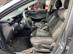 SAIC MG i5 2023 1.5L Manual Comfort Edition - ფოტო 11