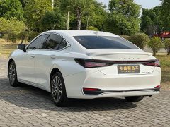 Lexus ES 200 Premium Edition - ფოტო 14