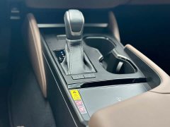 Lexus ES 200 Premium Edition - ფოტო 6