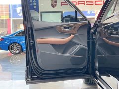 Audi Q7 55 TFSI quattro S line Sport - ფოტო 11