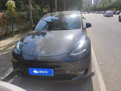 Tesla Model Y Rear-Wheel Drive - ფოტო 2