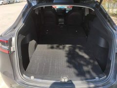 Tesla Model Y Rear-Wheel Drive - ფოტო 4