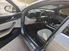 BYD Qin PLUS Glory Edition DM-i 55KM Leading - ფოტო 12