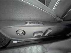Volkswagen Golf 280TSI DSG R-Line 50th Anniversary Edition - ფოტო 12