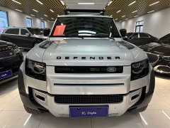 Land Rover Defender 2020 110 P400 Dark Edition - ფოტო 2
