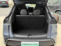Tesla Model Y L Long Range All-Wheel Drive - ფოტო 15