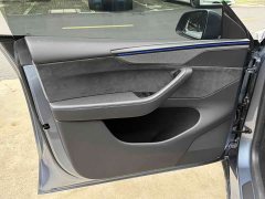Tesla Model Y L Long Range All-Wheel Drive - ფოტო 5