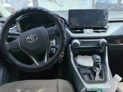 Toyota RAV4 2.0L CVT FWD Urban Edition - ფოტო 12