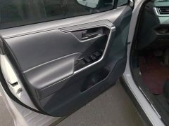 Toyota RAV4 2.0L CVT FWD Urban Edition - ფოტო 7
