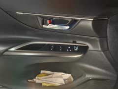 Toyota Harrier Hybrid 2.5L CVT FWD Luxury - ფოტო 7
