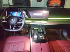 BMW 5 Series 525Li M Sport Package - ფოტო 11