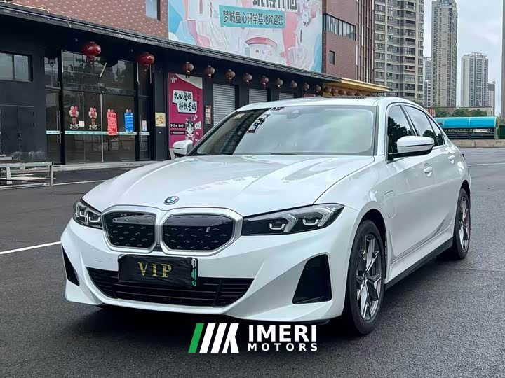 BMW i3 eDrive 35 L