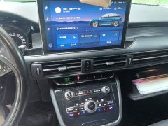 Lincoln Explorer 2.0T Two-Wheel Drive Premium - ფოტო 9
