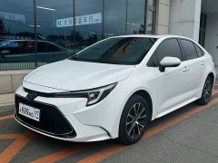 Toyota Corolla 1.8L CVT Luxury - ფოტო 1