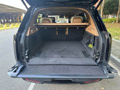 Land Rover Range Rover 2024 3.0 L6 400PS SV Prestige Genesis Extended Wheelbase - ფოტო 15