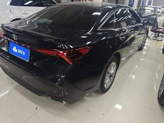 Toyota Avalon 2.5L Luxury - ფოტო 3
