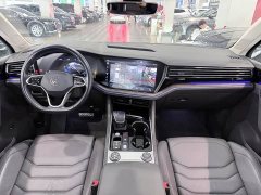 Volkswagen Touareg 3.0TSI Sharp Enjoyment Edition Jet Black Sport Package - ფოტო 8
