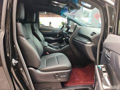 Lexus LM 2020 300h Four-Seat Royal Edition - ფოტო 11