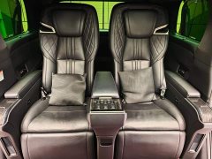 Lexus LM 2020 300h Four-Seat Royal Edition - ფოტო 13
