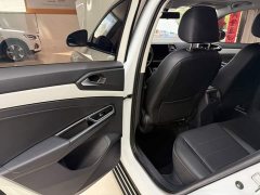 Volkswagen Jetta VS5 280TSI Automatic Comfort Edition - ფოტო 17