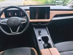 Volkswagen Sagitar S 1.5L Elite - ფოტო 12