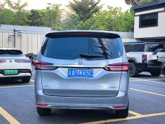 Buick GL8 Land Business Class Comfort Edition - ფოტო 4