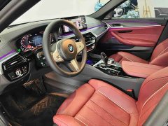 BMW 5 Series 530Li Luxury M Sport Package - ფოტო 17