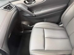 Nissan Qashqai 2.0L CVT XV Premium Luxury - ფოტო 13