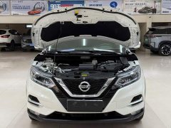 Nissan Qashqai 2.0L CVT XV Premium Luxury - ფოტო 7