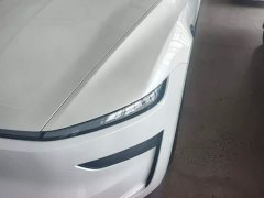 Tesla Model Y Rear-Wheel Drive - ფოტო 5