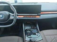 BMW i5 2025 eDrive 35L Luxury Package - ფოტო 10