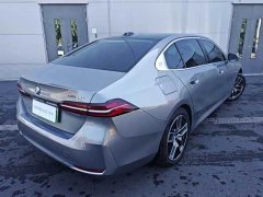 BMW i5 2025 eDrive 35L Luxury Package - ფოტო 3