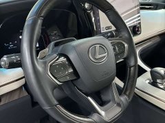 Lexus LM 2023 500h Six-Seat Premium Edition - ფოტო 9